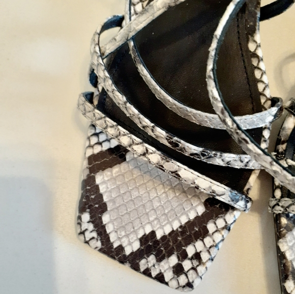 Sigerson Morrison leather snake print square toe block heel sandals - Picture 4 of 10